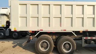 HOWO TX 12 wheel dump truck